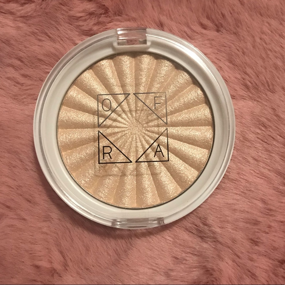 Ofra Star Island Highlighter